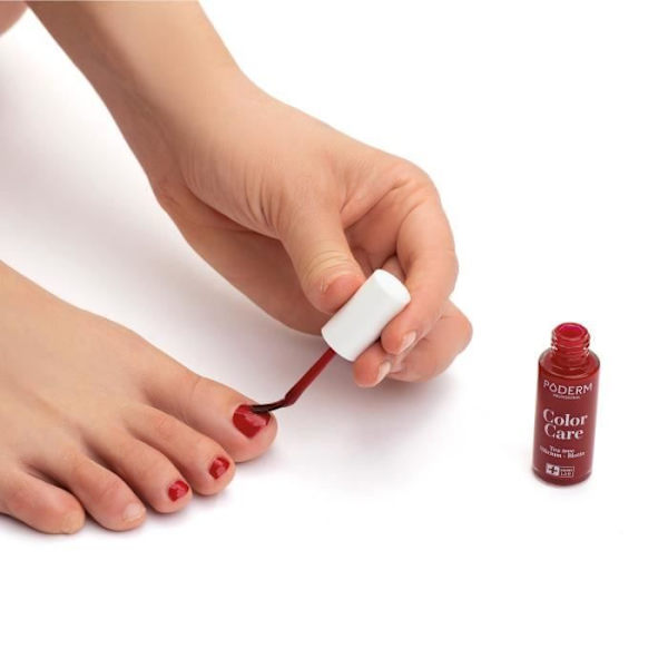 Nagellack Rouge Allure PODERM - Formel berikad med Tea Tree, Silicium och Biotin - Swiss Made Röd Allure