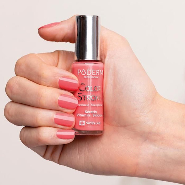 PODERM • CORAIL LIGHT Nagelhärdarlack berikad med Biotin Silicon Keratin • Schweiziskt tillverkad • Händer och fötter