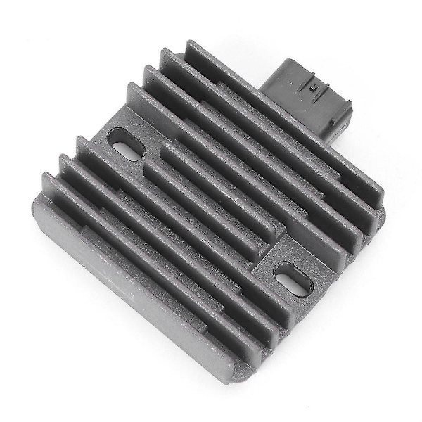 Perämoottorin jännitteensäädin ja tasasuuntaaja sopii F50/60/70/115 LF115 T50/60 4-tahti 68V-81960-10-00