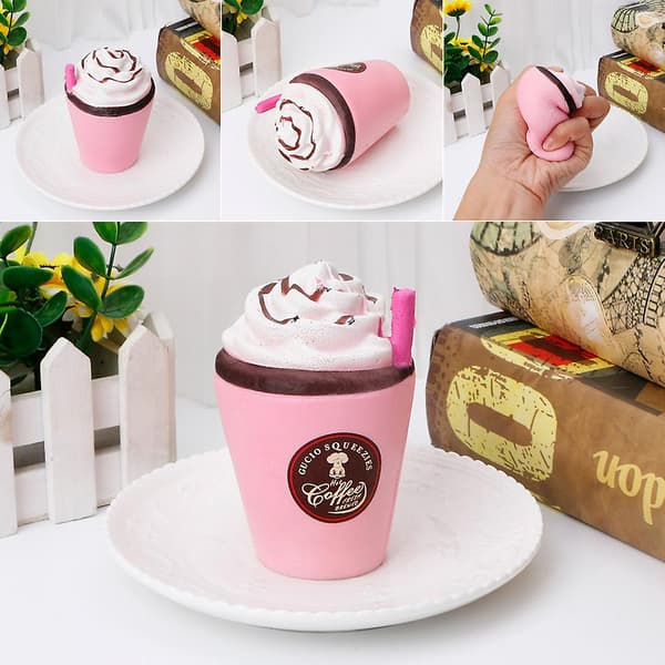 11CM Kaffekopp med sugrör Squishy leksaker Kawaii Doft Långsamt stigande Pressa för docka