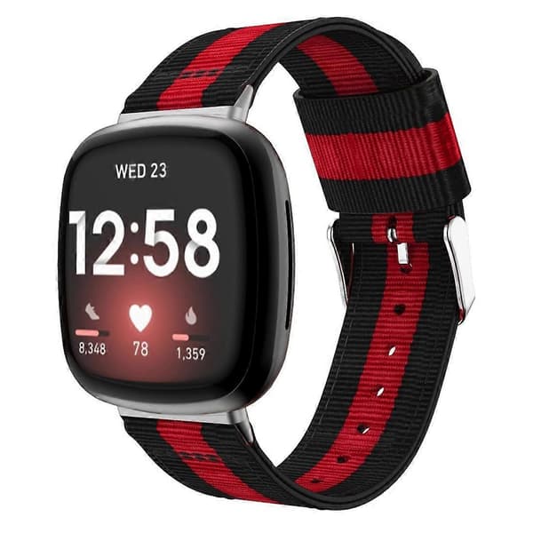 Yleiskäyttöinen raidallinen nylon-ranneke Fitbit Versa 4 / Sense 2 -kelloon