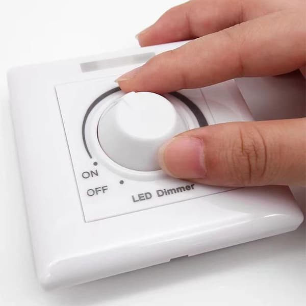 0-10V LED Dimmer Switch Justerbar Ljusstyrka Digital Roterande Dimmer