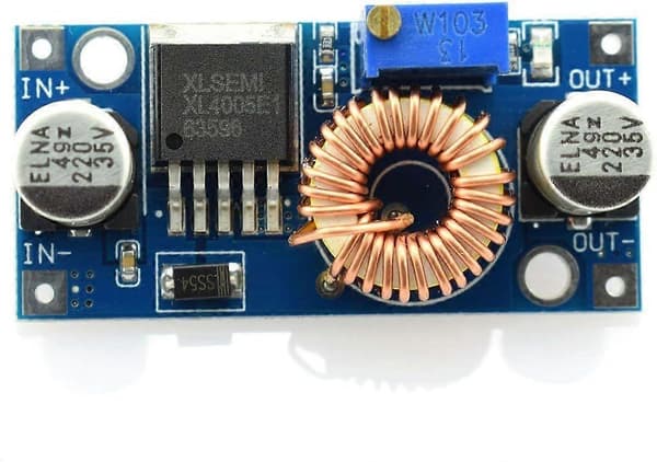 3kpl DC-DC 5A 5-32V - 0.8-24V Jännitteenalennusmoduuli 12V/24V/32V