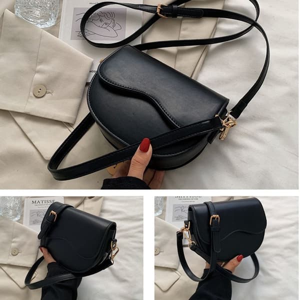 Axelväska Crossbody-väska MUSTA black