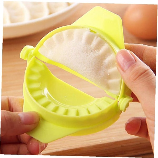 Dumpling Maker Plast Gyoza Mould Ravioli Form Deg Press Cut