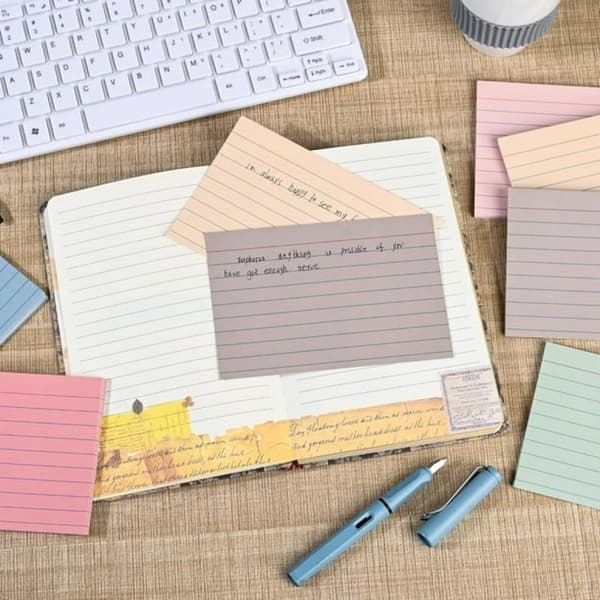 Indekskort – 4x6 linjerede flashcards, præcisionsskåret kraftigt karton i assorterede farver