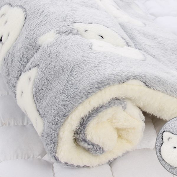 Husdjursfilt Vinter Fleece Katt Hund Valp Säng Madrass Sovande grey bear head 49*32cm