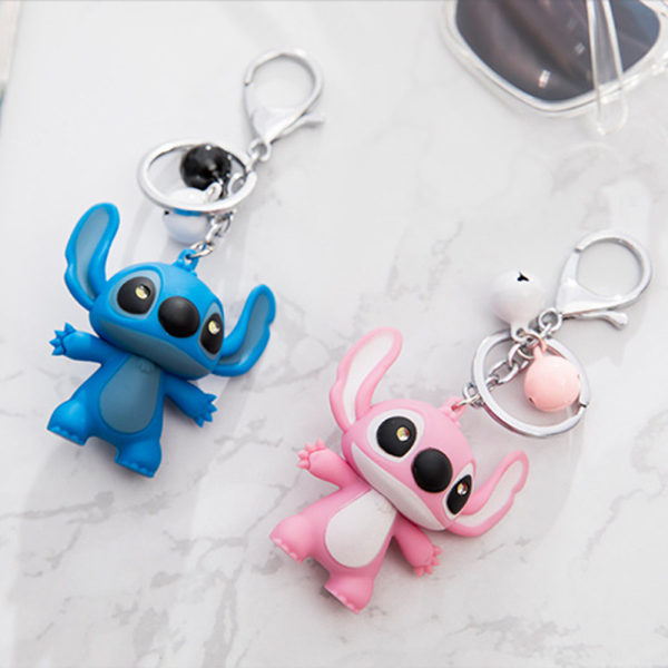 2st Stitch Figurer leksaker Cartoon LED Stitch nyckelring Lyser upp blue+pink 2pcs