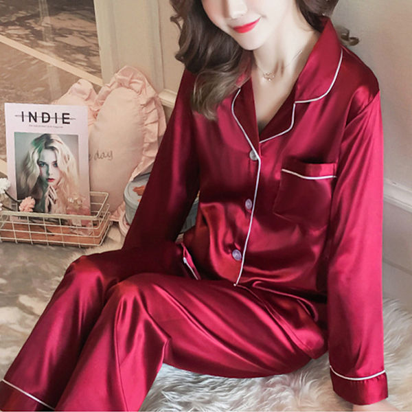 Trendig dam lång hemmadress i enfärgad mjuk och bekväm Red L