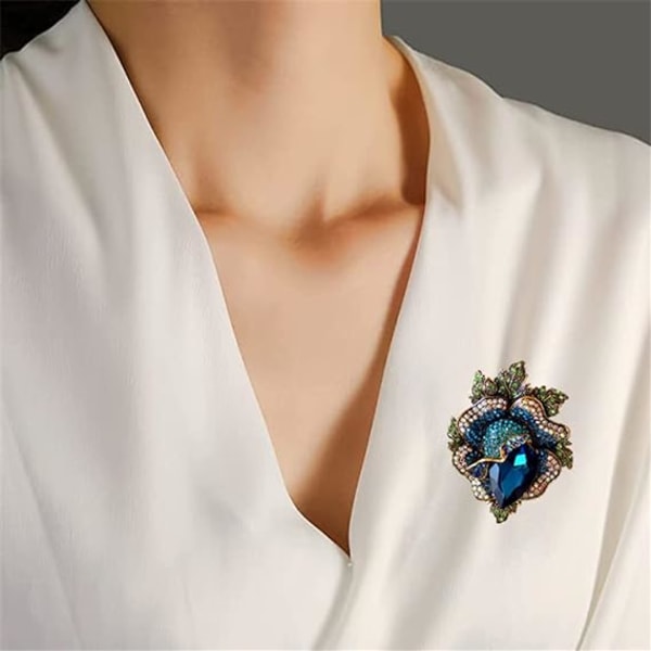 Ruusukristallikukka Brossi Vintage Palace Style Rhinestone Rintaneula W