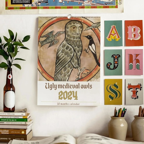 Ful Ugly Medieval Cats Kalender 2024 Katt Väggkalender Roliga Katter Väggkalender Månadsvis Hängande Present Tjock Papper Söta Kalendrar Kontor Hem Djur 11 * 8,5 Tum