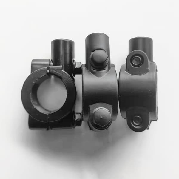 x Universal Motorcykel Styrforhøjere - 22mm - Sort