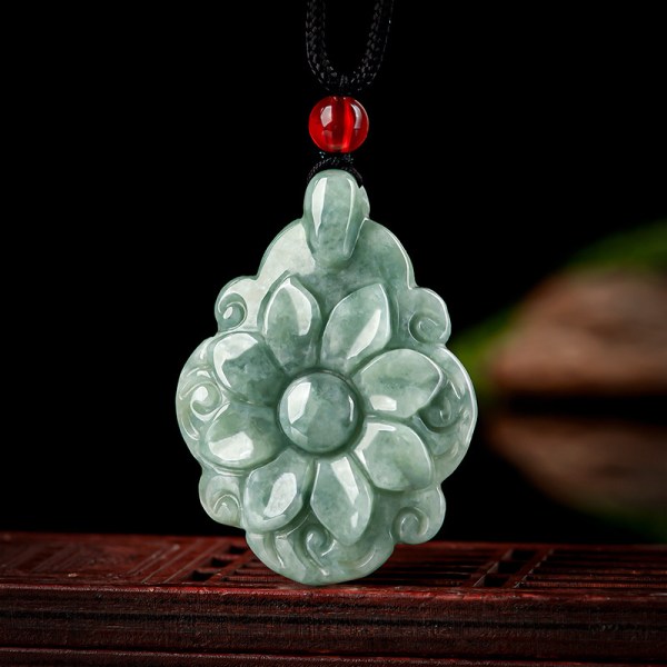 Vintage handsnidade blomsterhalsband Naturligt Jade hänge halsband för