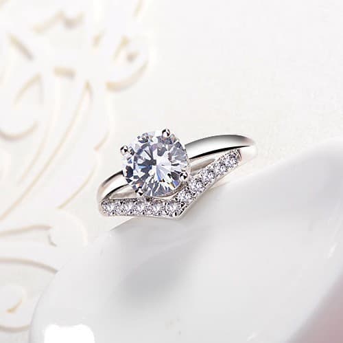 Kvinnors kronversion triangulär zirkonring justerbar ring~silver