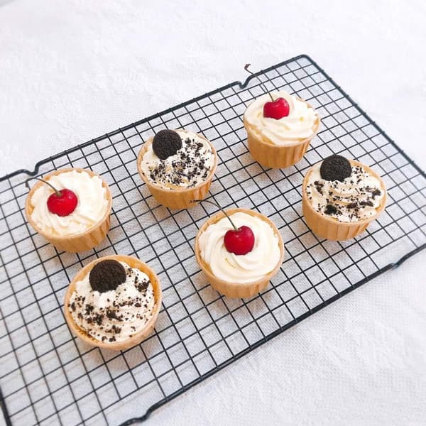 50 Stk. Cupcake- og Muffinforme Muffinform Papir Cupcake-forme Mini Engangs Muffinforme til Cupcake Muffin Bryllup (Primærfarve)
