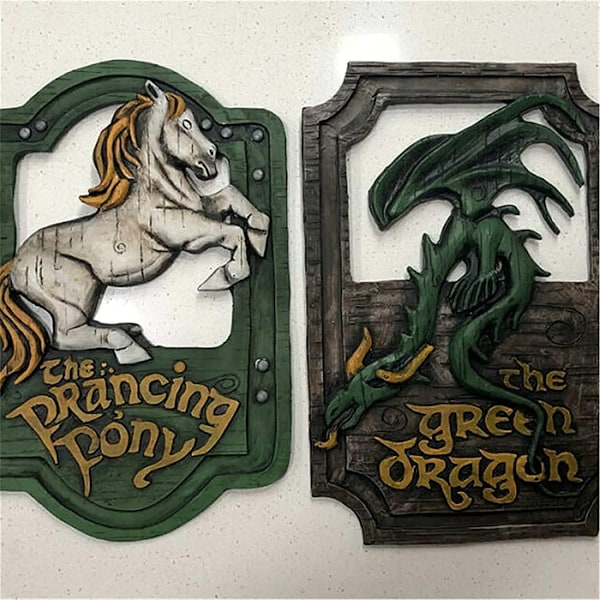 Lord of the Rings Den Steigende Pony und Der Grüne Drache Pub Schilder Set