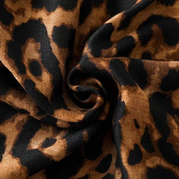 Naisten leopardin printtiä oleva hapsureunainen olka-huivi talveen 90C