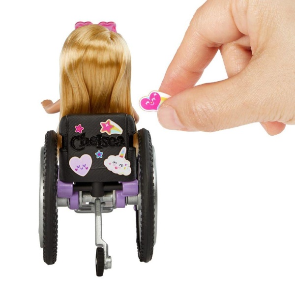 Barbie Chelsea med kørestol