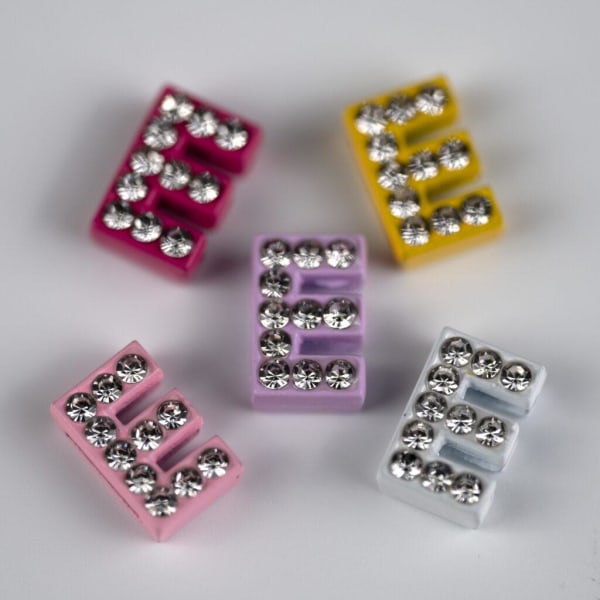 Charm with Strass & Color Letter E - Busy Lizzie