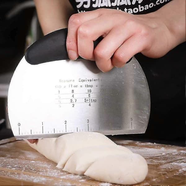 Deigskrape, konditorpizza-kutter med håndtak og måleskala