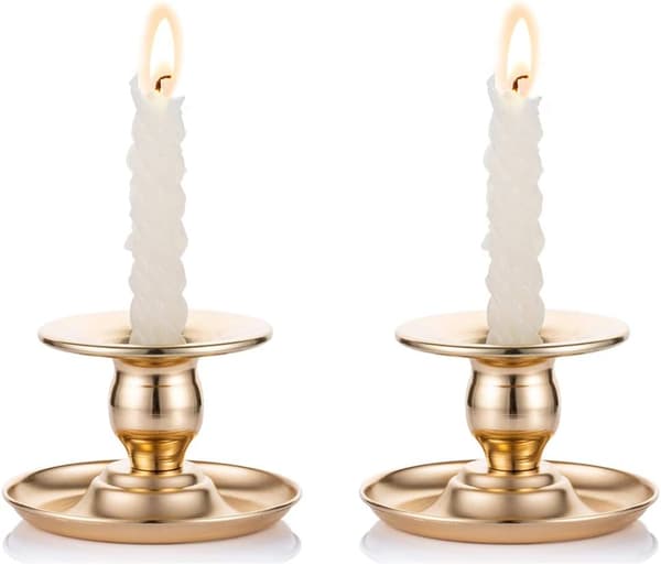2 stk. Lysestaker i gullmessing egnet for