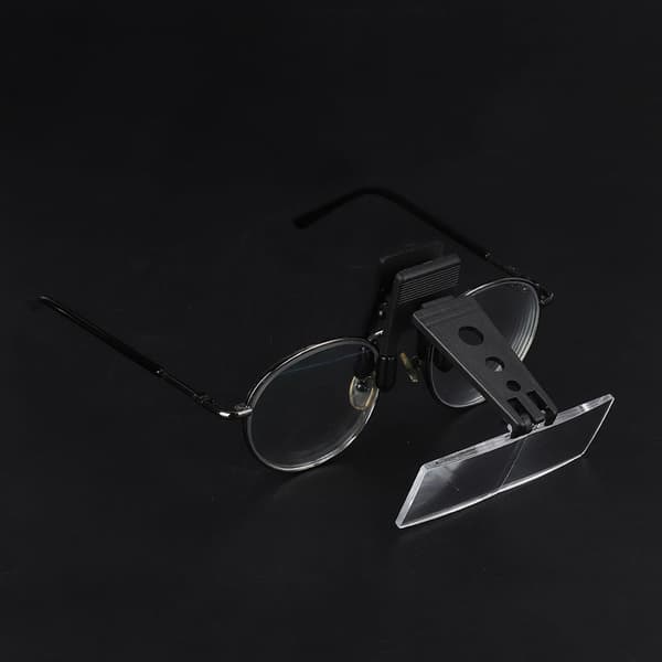 Clip-on forstørrelsesglas med 1,5x, 2,5x og 3,5x forstørrelse