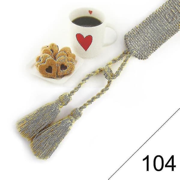 Säädettävä käsinpunottu rannekoru hapsuilla 104