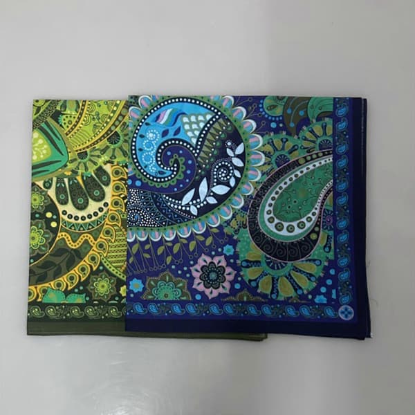 Halloween Bandanas Multiuse Hodeplagg Oversized Skjerf for Tenåringer Gutter Jenter Stilig Trykk Turban Karabinkrok—ls Green ring