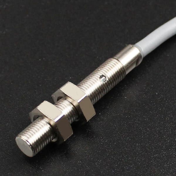 24V DC 3-leder induktiv nærhetssensorbryter M5 PNP