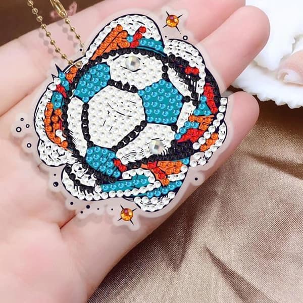 6 stk DIY 5D Farverig Fodbold Diamantmaleri Nøglering Sæt D