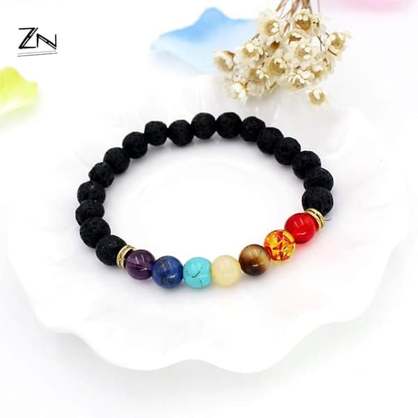 7 Chakra helbredende perlearmbånd Naturlig lavastein diffuserarmbånd