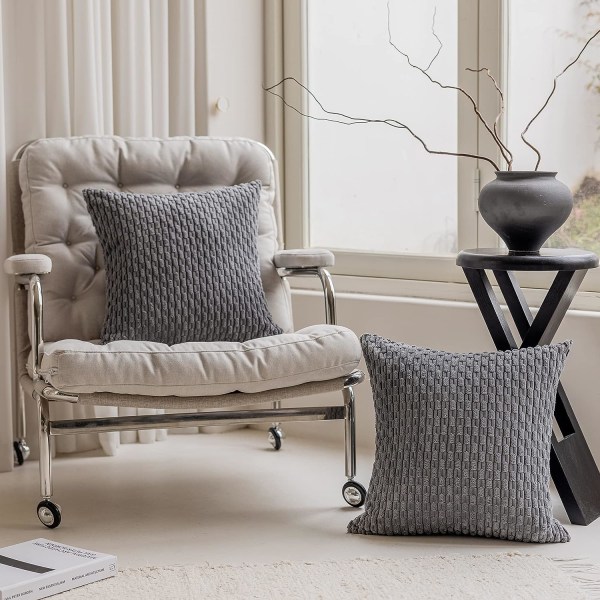Raidollinen tyynynpäällinen, raidallinen kuvio, koristeellinen pehmeä samettityynynpäällinen, raidat olohuoneeseen, 2 kappaleen sarja, 18x18 tuumaa, tummanharmaa