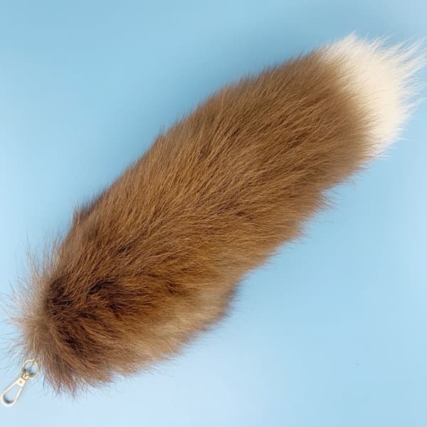 Comfortable and luxurious plush fox tail keychain for natural