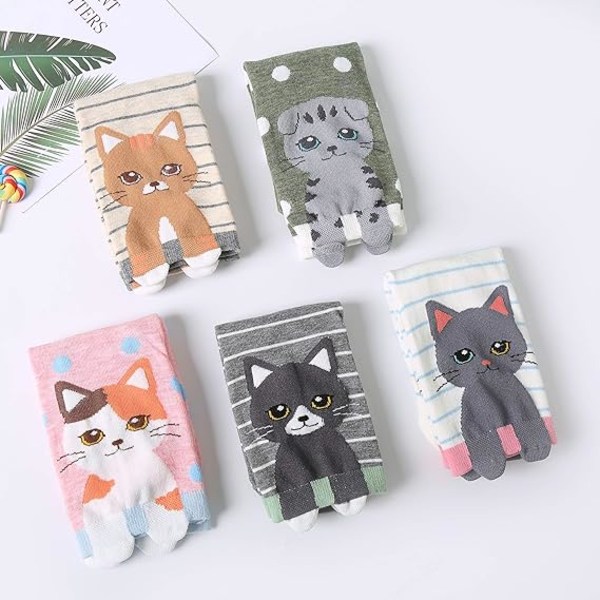 5 Pairs Womens Cute Animal Casual Socks, Girls Fun Cozy Cat Dogs Sock