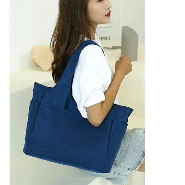 Nylon Tote Bag Vattentät Axelväska för Kvinnor Lätt Resväska Multificka med Dragkedja