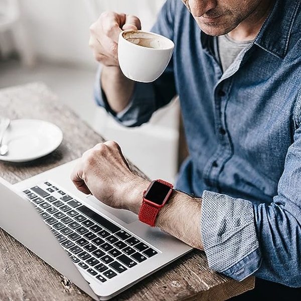 Joustavat rannekkeet, jotka ovat yhteensopivia Apple Watch -rannekkeiden kanssa, venyvä Solo Loop -pehmeä nailonranneke naisille ja miehille/punainen/koko: 42/44/45 mm