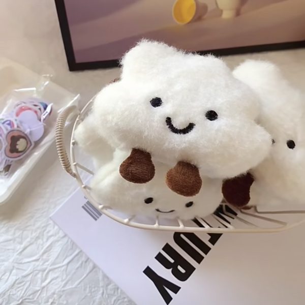 2 kpl Super Cute Kawaii Hymyilevä Kasvot Onnellinen Pilvi Pehmo Pilvi Vauva Naiset Tytöt Avainnauha Riippuva Metalli Avaimenperä Avainnauha