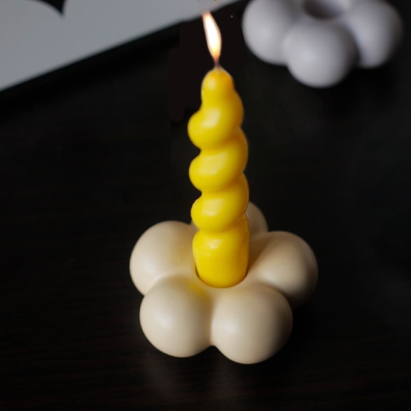 Söpöt kynttilänjalat, keraamiset kynttilänjalat pöydän keskipisteeseen, kukkamuotoiseen kodin sisustukseen Hääjuhlat Olohuone (keltainen)