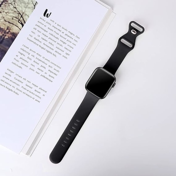 Bånd, der er kompatible med Apple Watch 38 mm 40 mm 41 mm, udskiftningsbløde silikone sportstilbehørsarmbånd til kvinder mænd（Sort）