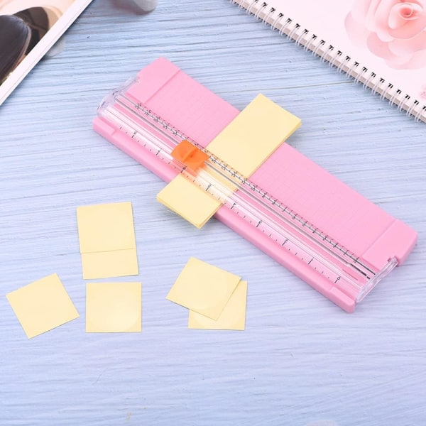 Mini A4 giljotiinipaperileikkuri turvavarmistuksella normaaliin paperin, valokuvien tai tarrojen leikkaamiseen, vaaleanpunainen