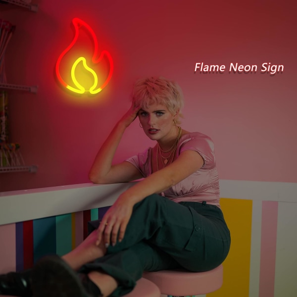 Hengende flammeformet lys, USB eller batteridrevet brann neon skilt for barn gutter romdekorasjoner, fest, bar, bursdagsgave rød + gul