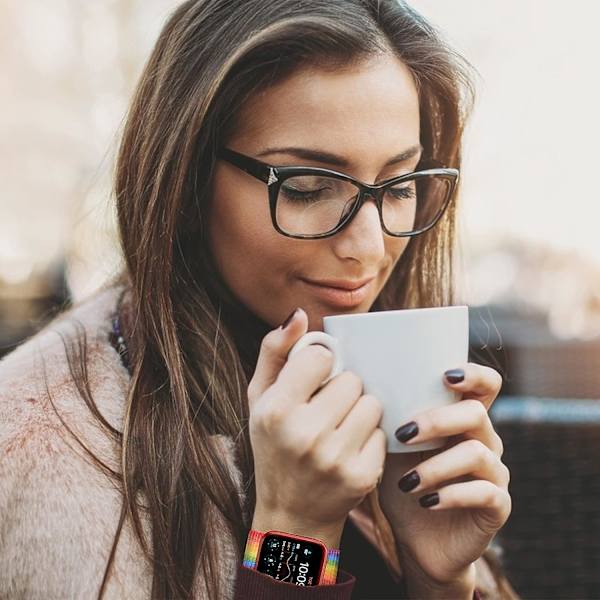 Yhteensopiva Apple Watch -rannekkeen kanssa, naisten ja miesten urheilullinen nailonlenkkiranneke iWatch Series Ultra 8 7 6 5 4 3 2 1 SE:lle (42/44/45/49mm, sateenkaari)