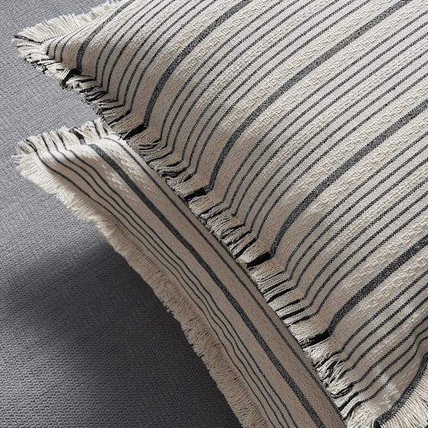 Gårdshus putetrekk med dusker 18x18 tommer sett med 2, moderne striper dekorative frynsete putetrekk, svart og hvitt