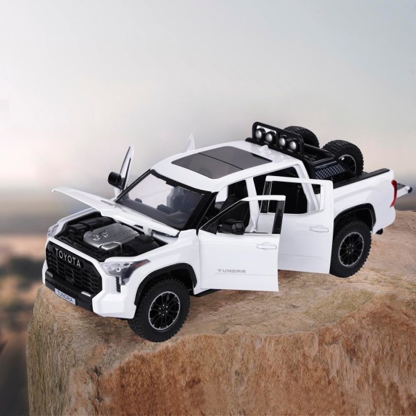 Tundra Truck Toys Off-Road Pickup Lekebiler Diecast Metal Store lastebiler med lys og lyd Trekk tilbake Modellbiler Bursdagsgave til barn