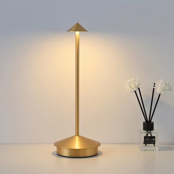 Table Lamp / Desk Lamp - Wireless LED Lamp Guld gold