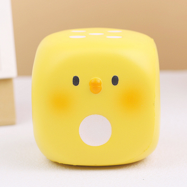 2,75\" Squishies Tärning Kawaii Mjuk Gris Tärning Långsamt Stigande Doftande Squishies Stressavlastande Leksaker Presentkollektion Dekorativa Rekvisita, Gul Kyckling