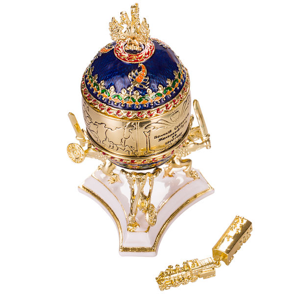 Faberge-tyylinen munarasia Trans-Siperian rautatie junalla 12,5 cm sininen blue 12.5 cm