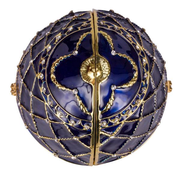 Musikaalinen Faberge-tyylinen munalaatikko kukkakorilla 17 cm sininen blue 17 cm
