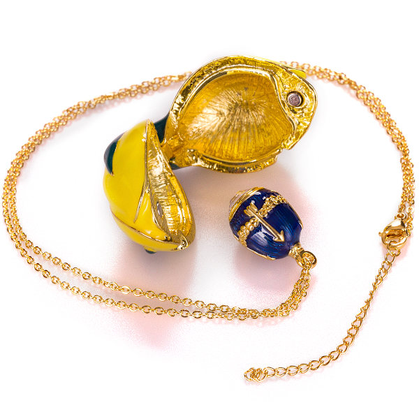 Faberge-tyylinen muna, korurasia riipuksella Ruusunuppu 9,5 cm sininen blue 9.5 cm