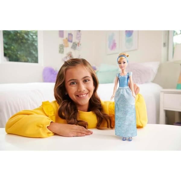 Disney Princess - Askepott Doll 29cm - Skyltdockor dockor - 3 år och +